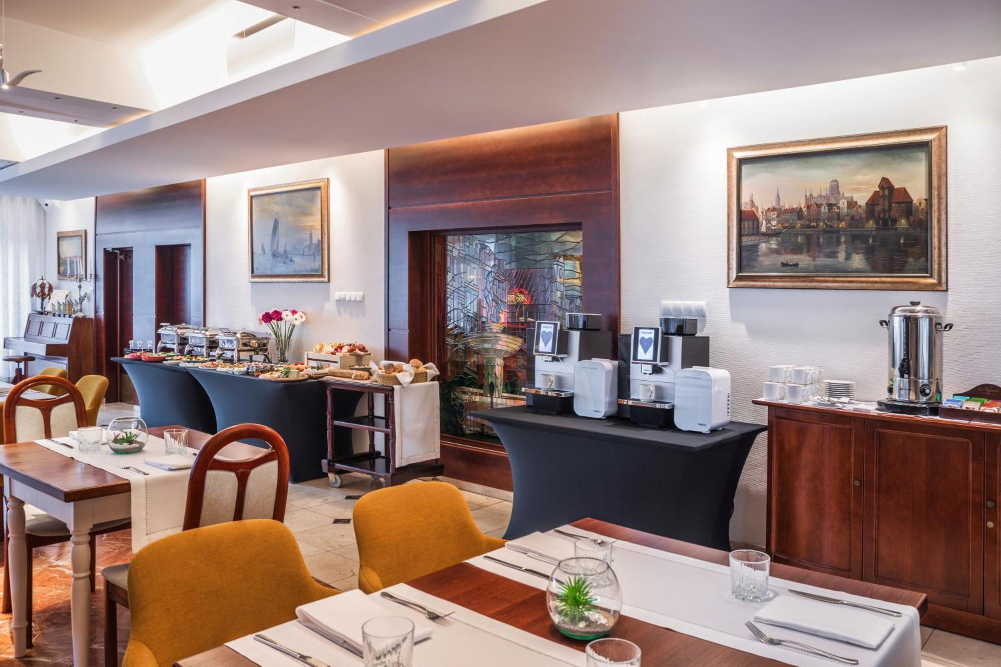 Hotel Bartan Gdansk Seaside Экстерьер фото